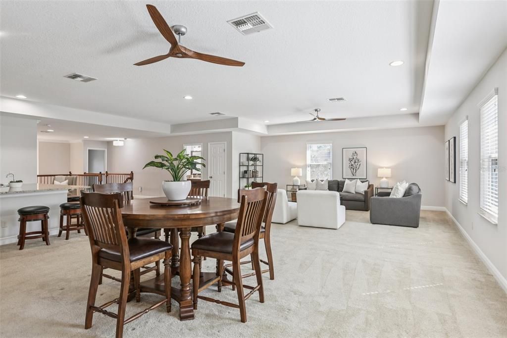 待售: $1,525,000 (5 贝兹, 5 浴室, 5300 平方英尺)