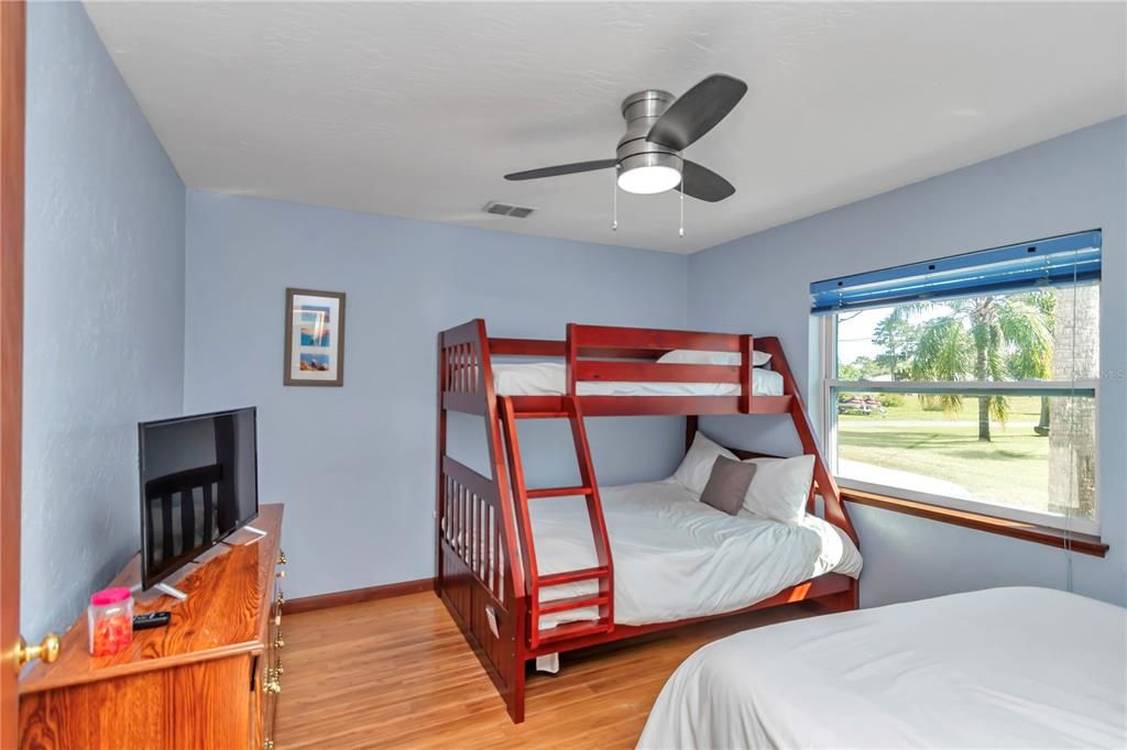 For Rent: $5,500 (3 beds, 2 baths, 2279 Square Feet)