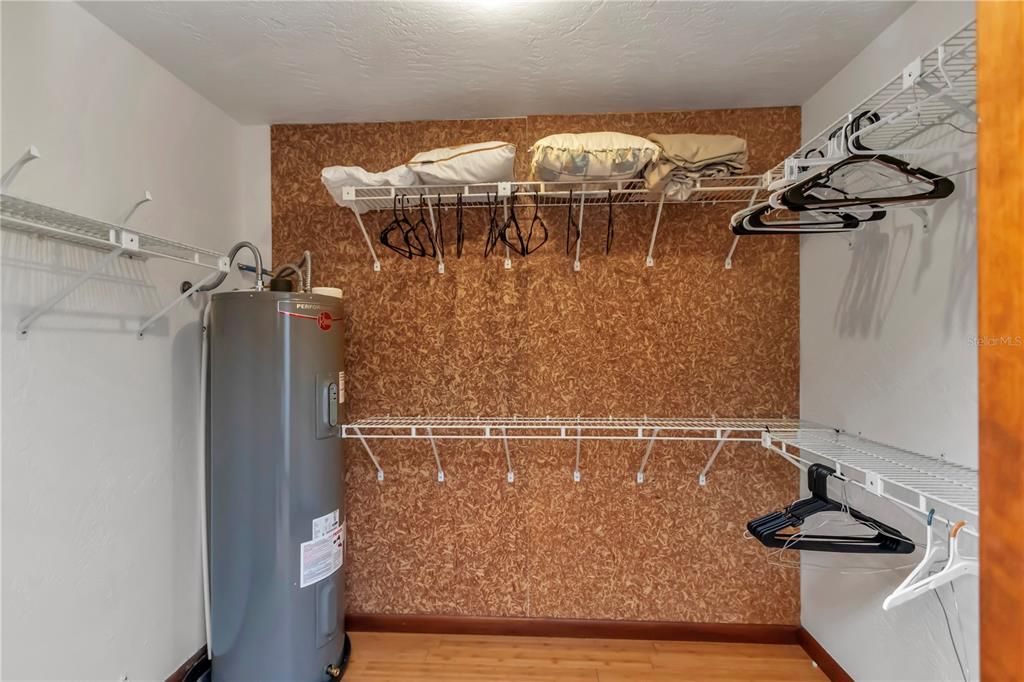 For Rent: $5,500 (3 beds, 2 baths, 2279 Square Feet)