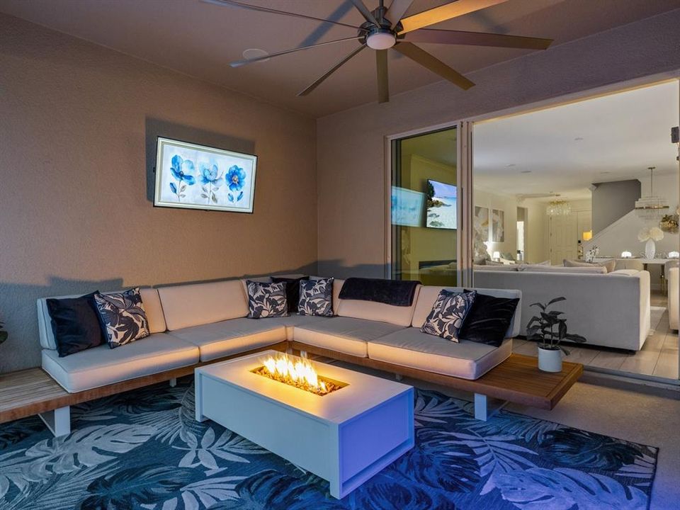 For Sale: $719,900 (5 beds, 4 baths, 2938 Square Feet)