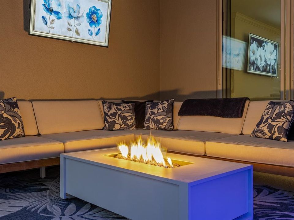 For Sale: $719,900 (5 beds, 4 baths, 2938 Square Feet)