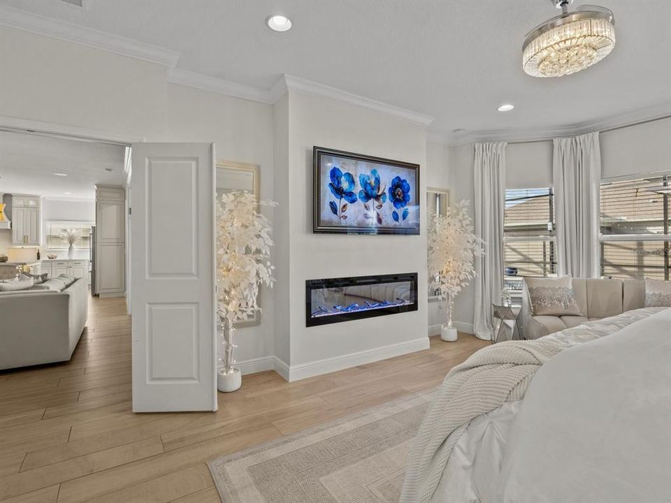 For Sale: $719,900 (5 beds, 4 baths, 2938 Square Feet)