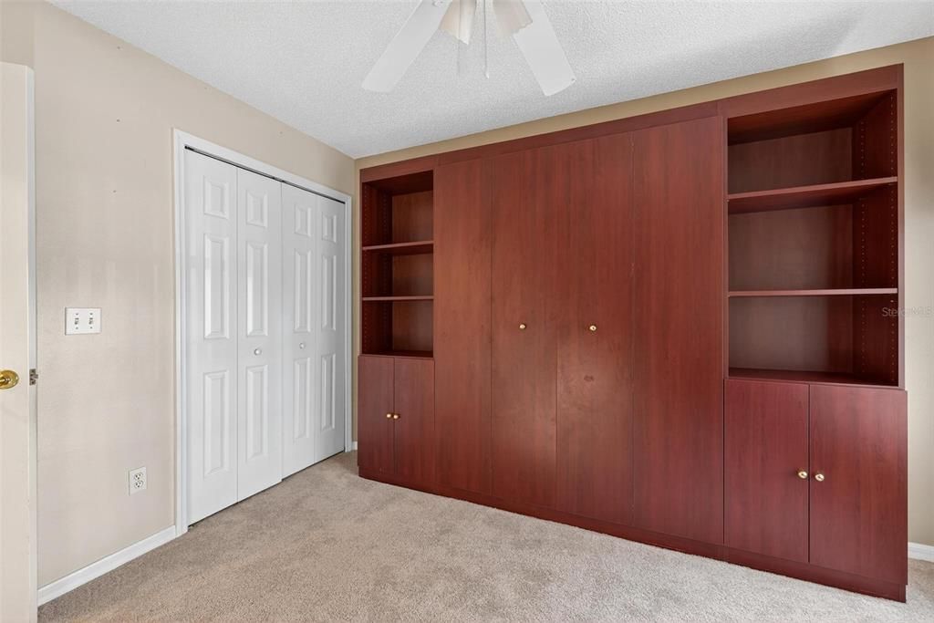 For Sale: $265,000 (2 beds, 2 baths, 1200 Square Feet)