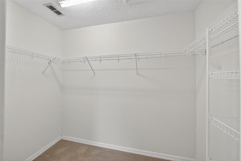 For Sale: $265,000 (2 beds, 2 baths, 1200 Square Feet)