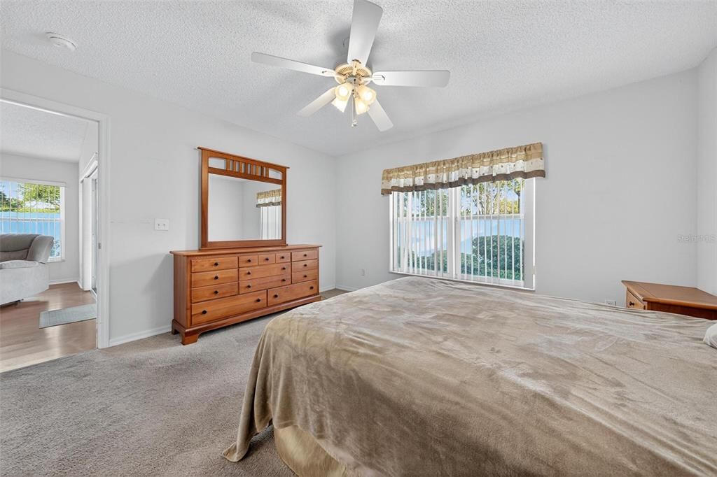 For Sale: $265,000 (2 beds, 2 baths, 1200 Square Feet)