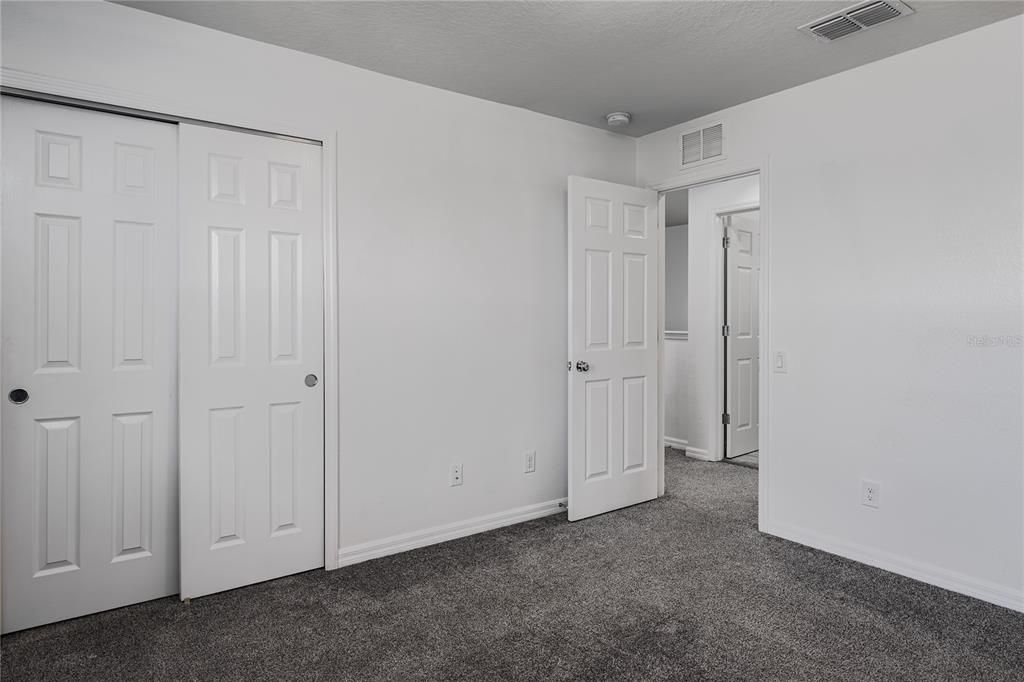 En Renta: $3,300 (4 camas, 2 baños, 3211 Pies cuadrados)