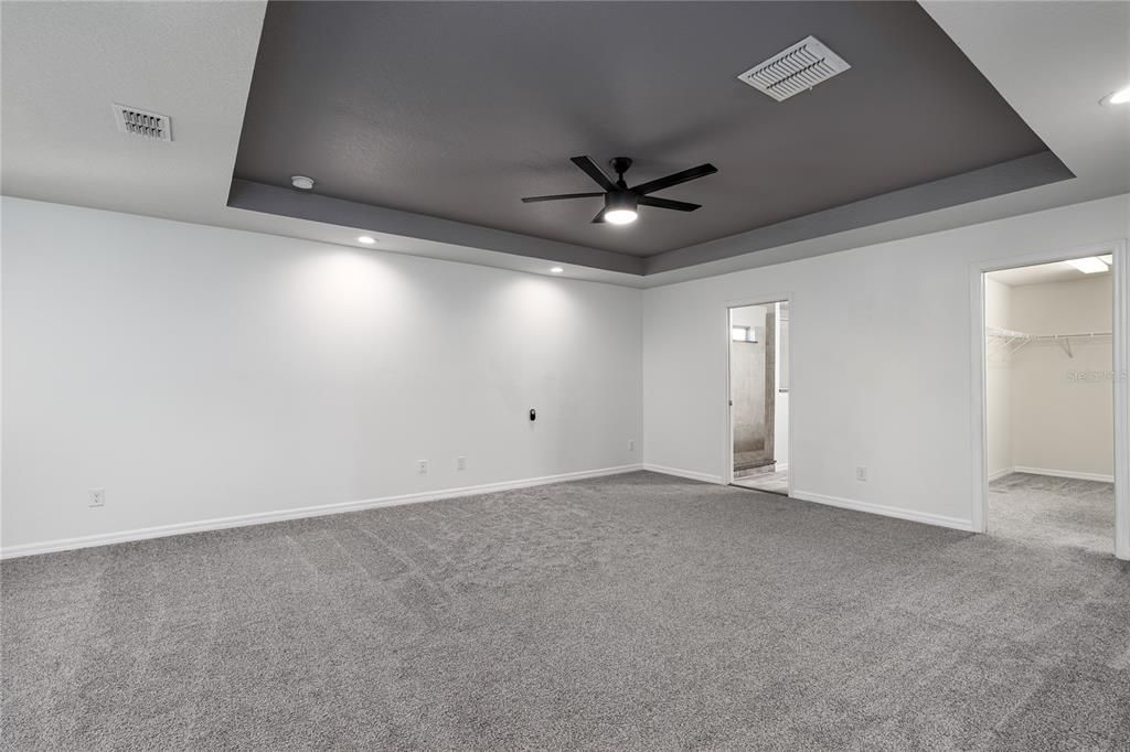 En Renta: $3,300 (4 camas, 2 baños, 3211 Pies cuadrados)