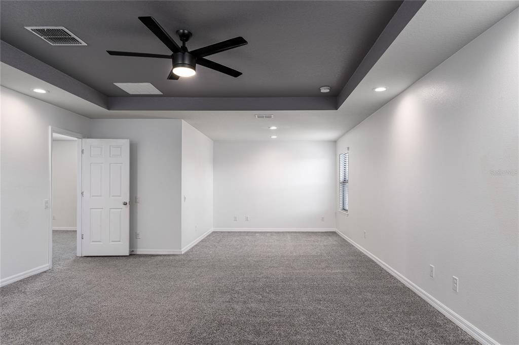 En Renta: $3,300 (4 camas, 2 baños, 3211 Pies cuadrados)