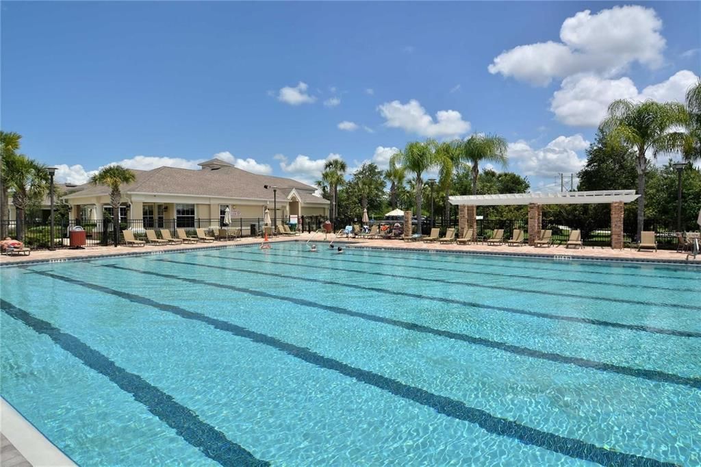 En Renta: $3,300 (4 camas, 2 baños, 3211 Pies cuadrados)