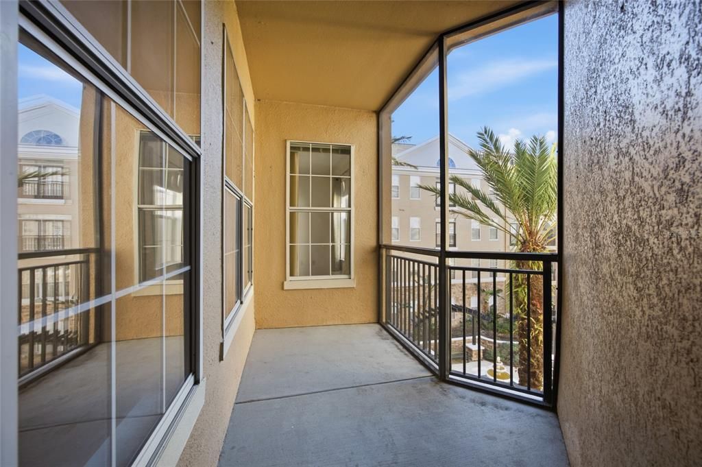 待售: $249,999 (2 贝兹, 1 浴室, 996 平方英尺)