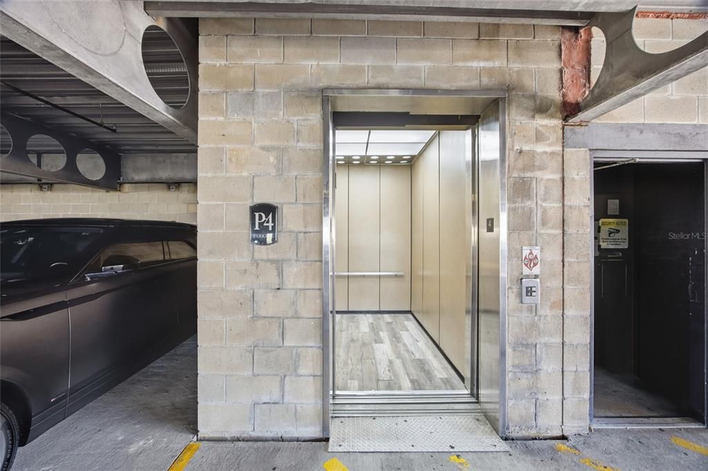 待售: $249,999 (2 贝兹, 1 浴室, 996 平方英尺)