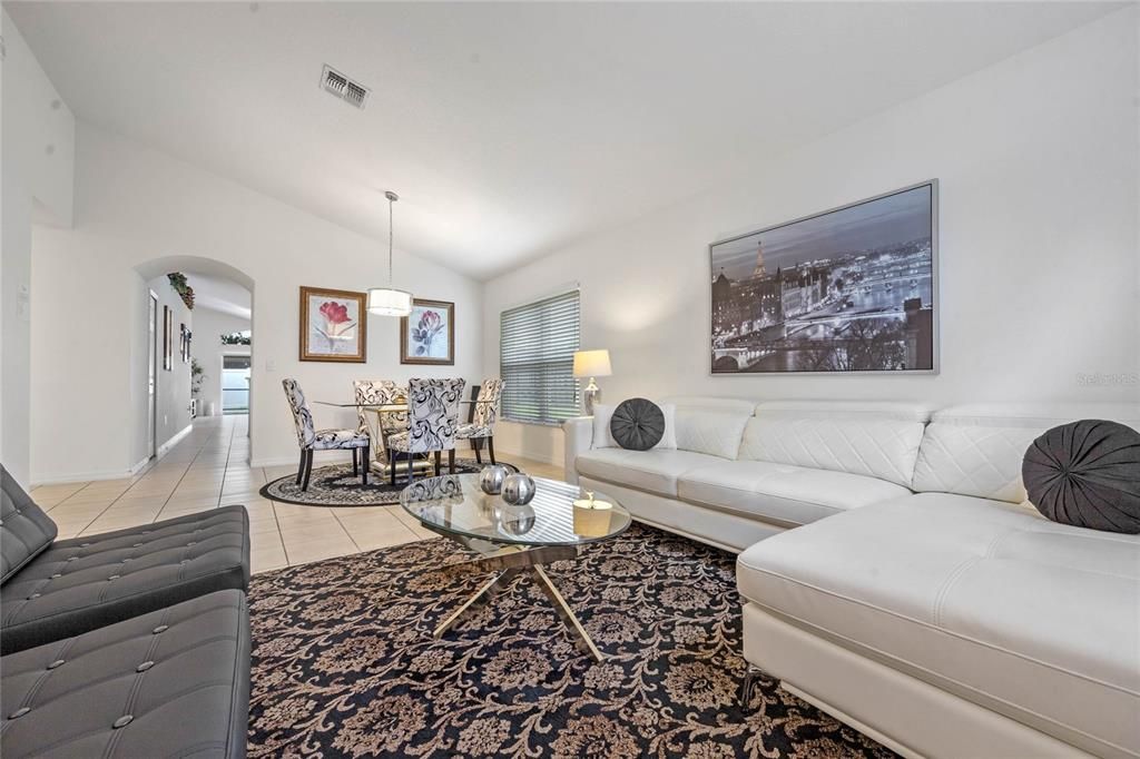 На продажу: $520,000 (4 спален, 2 ванн, 2165 Квадратных фут)