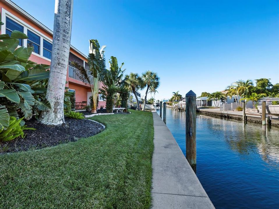 На продажу: $1,599,000 (3 спален, 3 ванн, 2377 Квадратных фут)