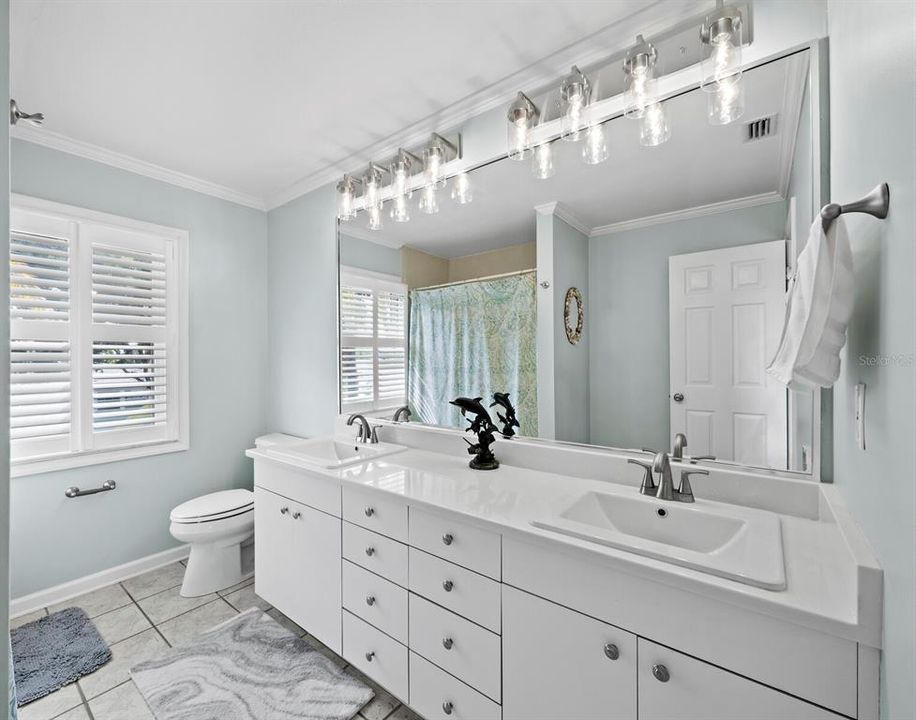 На продажу: $1,599,000 (3 спален, 3 ванн, 2377 Квадратных фут)