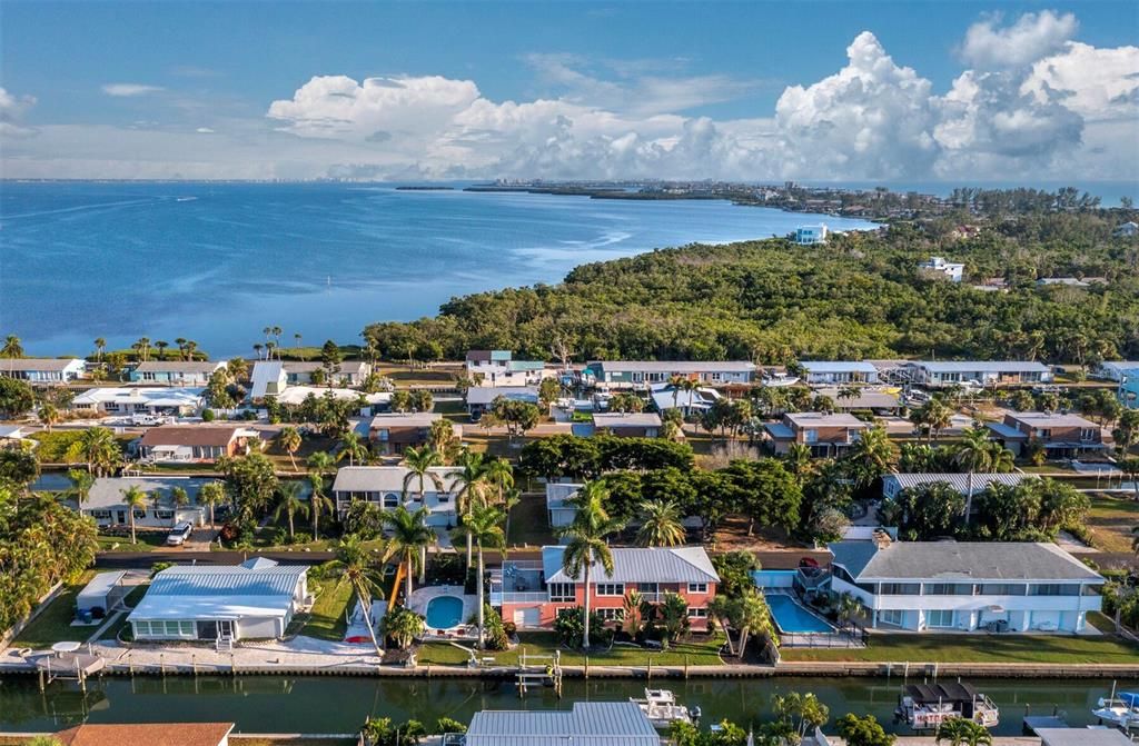 На продажу: $1,599,000 (3 спален, 3 ванн, 2377 Квадратных фут)