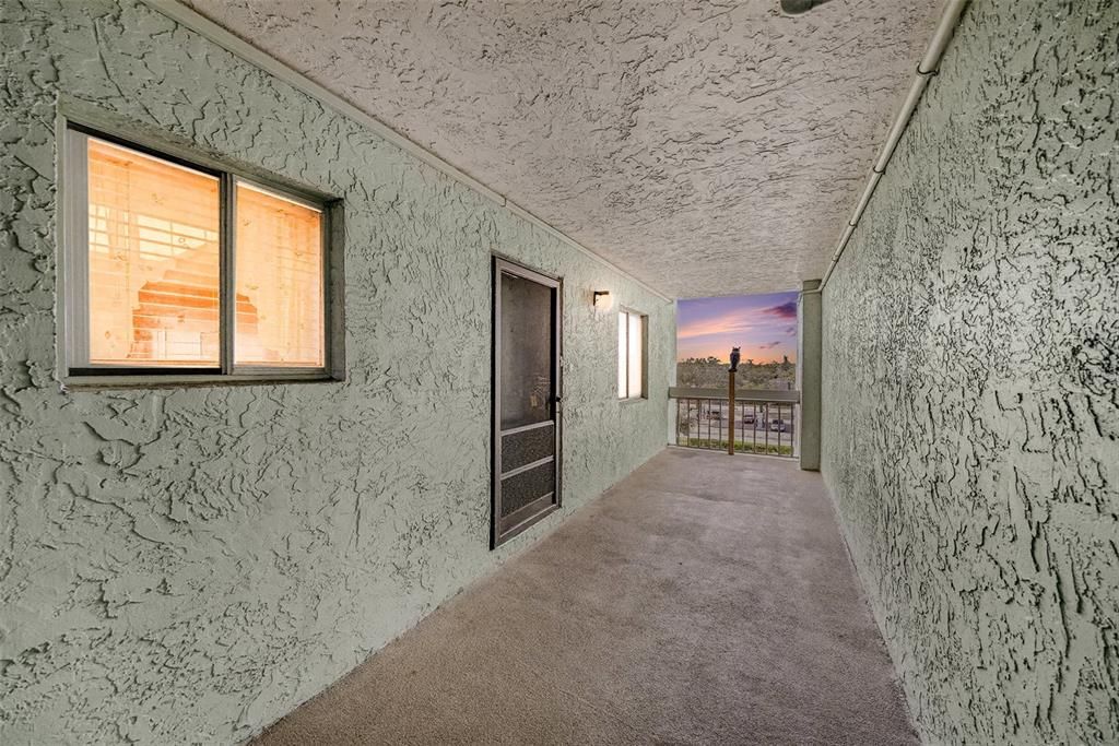 For Sale: $145,000 (2 beds, 2 baths, 1000 Square Feet)