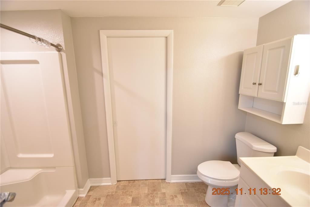 For Rent: $1,995 (3 beds, 2 baths, 1311 Square Feet)