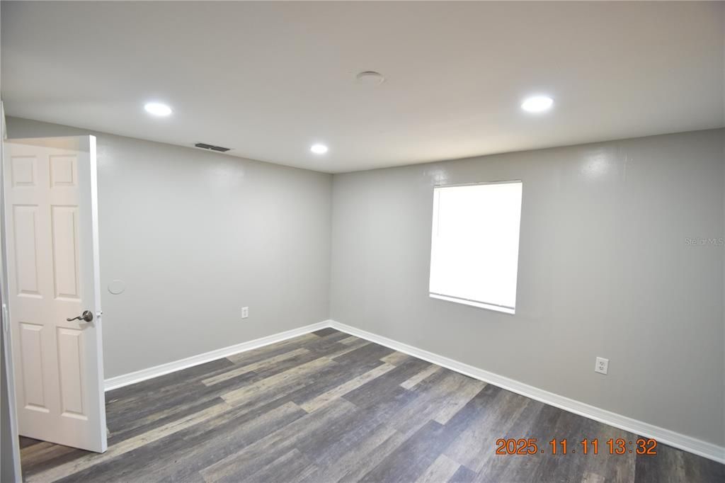 For Rent: $1,995 (3 beds, 2 baths, 1311 Square Feet)