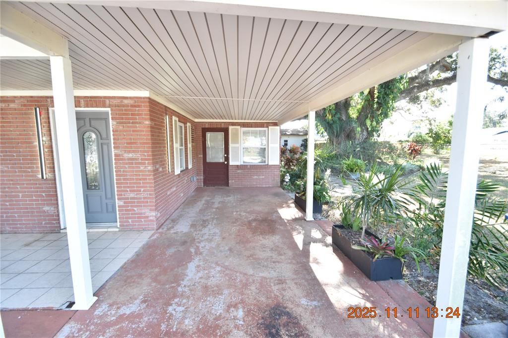 For Rent: $1,995 (3 beds, 2 baths, 1311 Square Feet)