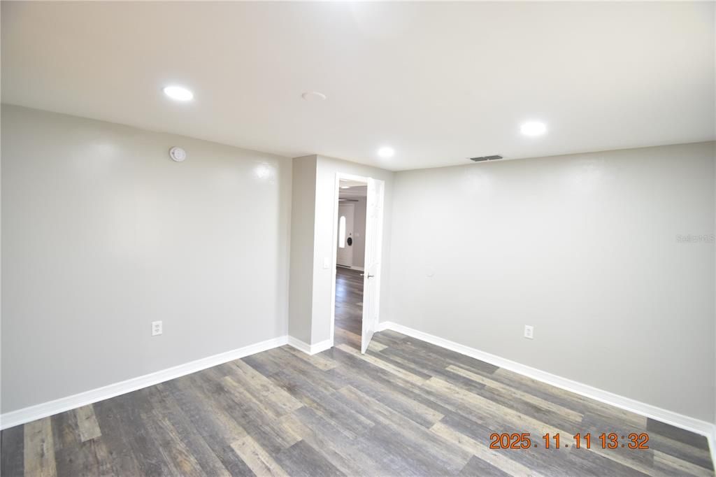 For Rent: $1,995 (3 beds, 2 baths, 1311 Square Feet)