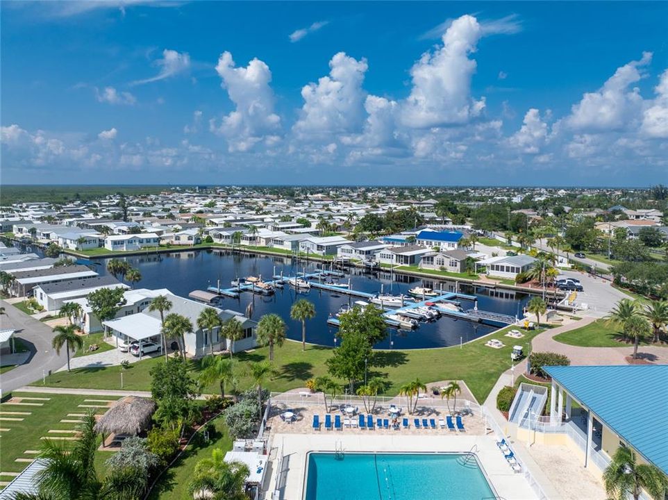 For Sale: $150,000 (2 beds, 2 baths, 960 Square Feet)