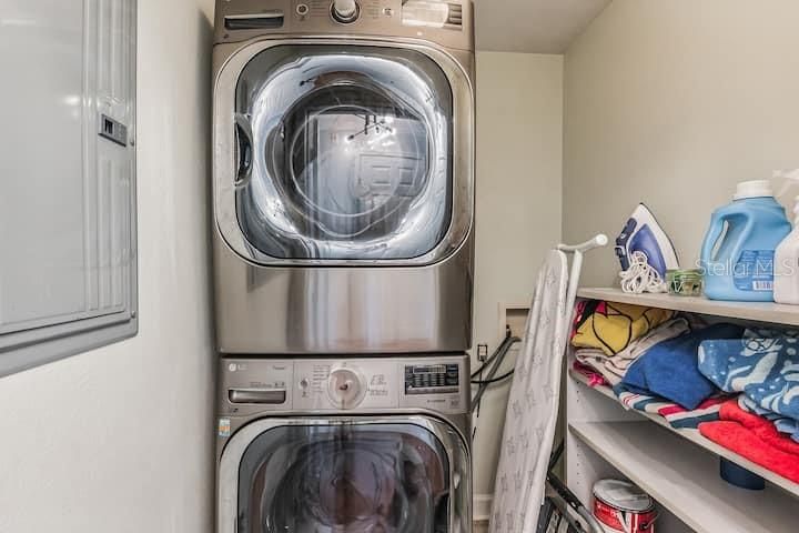 В аренду: $2,100 (3 спален, 2 ванн, 1335 Квадратных фут)