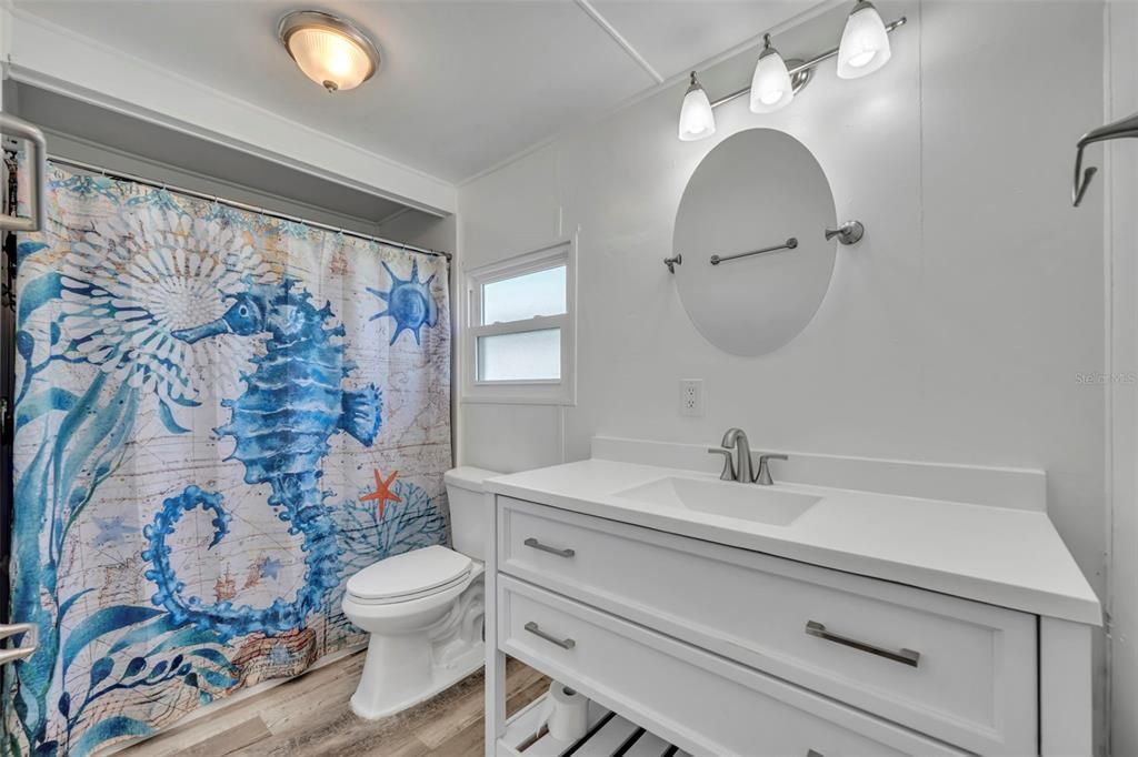 Active With Contract: $74,200 (2 beds, 2 baths, 840 Square Feet)