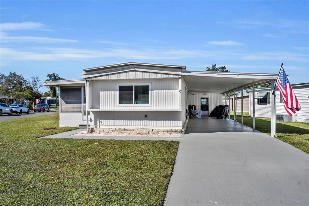 Active With Contract: $74,200 (2 beds, 2 baths, 840 Square Feet)