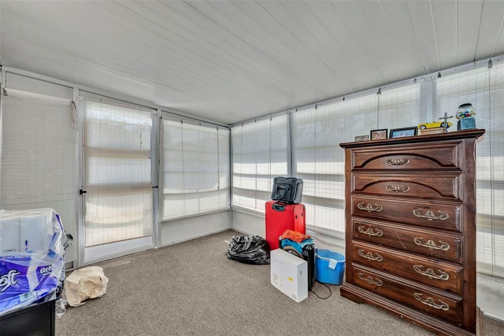 Active With Contract: $74,200 (2 beds, 2 baths, 840 Square Feet)