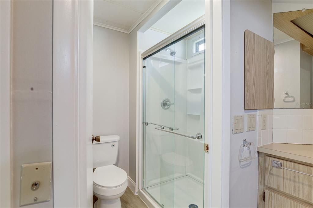 For Sale: $129,900 (2 beds, 2 baths, 1080 Square Feet)