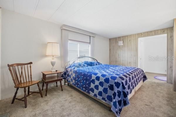 For Sale: $129,900 (2 beds, 2 baths, 1080 Square Feet)