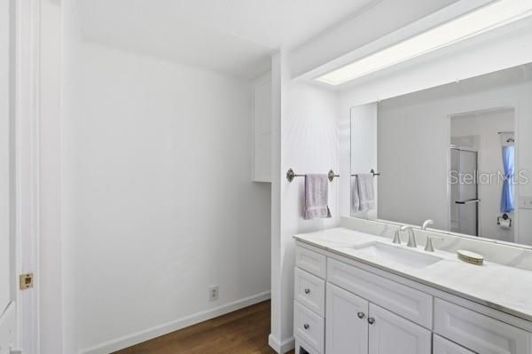 For Sale: $129,900 (2 beds, 2 baths, 1080 Square Feet)