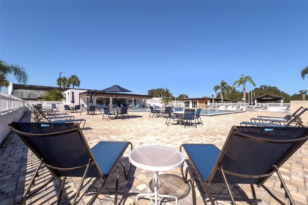 For Sale: $129,900 (2 beds, 2 baths, 1080 Square Feet)