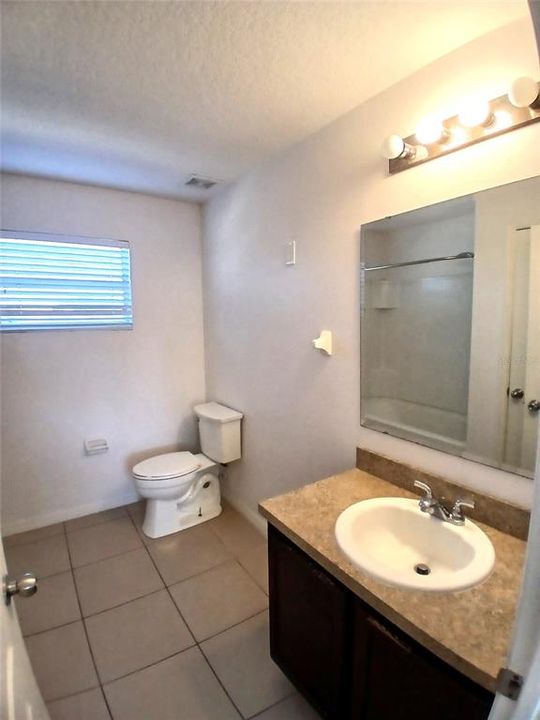 待售: $449,900 (4 贝兹, 2 浴室, 2423 平方英尺)