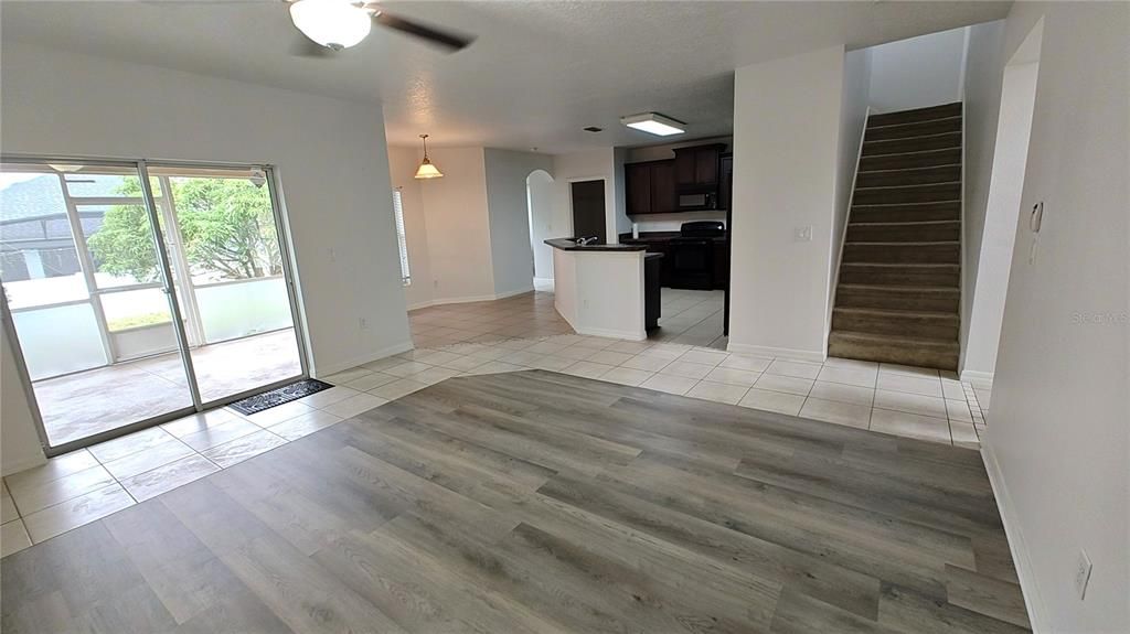 待售: $449,900 (4 贝兹, 2 浴室, 2423 平方英尺)