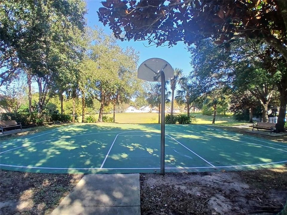 待售: $449,900 (4 贝兹, 2 浴室, 2423 平方英尺)