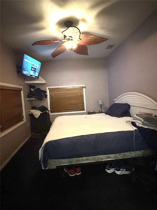 待售: $175,000 (3 贝兹, 2 浴室, 1594 平方英尺)