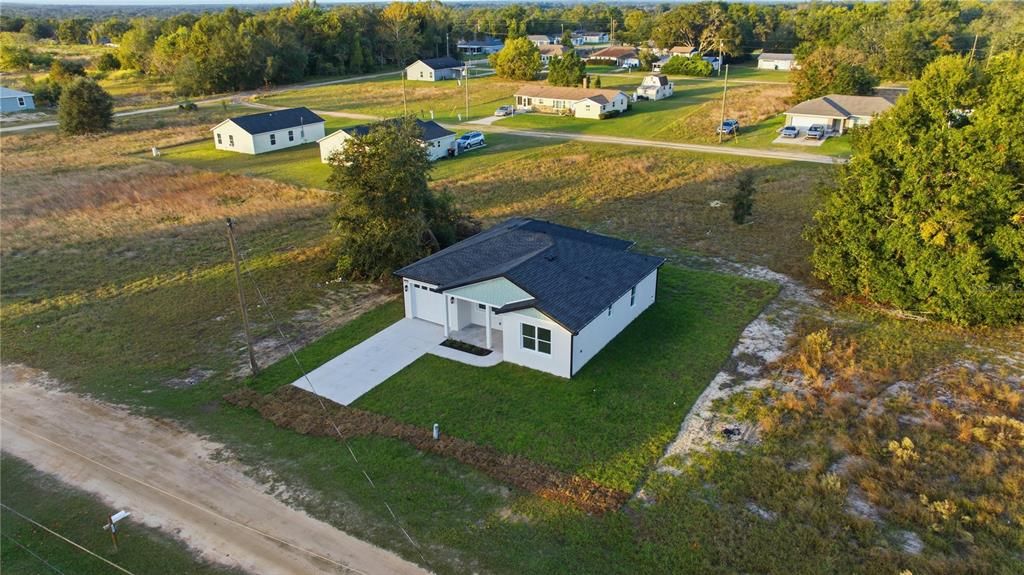 En Venta: $254,900 (3 camas, 2 baños, 1249 Pies cuadrados)