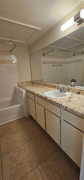 For Rent: $1,350 (1 beds, 1 baths, 525 Square Feet)