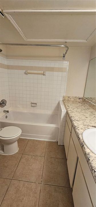 For Rent: $1,350 (1 beds, 1 baths, 525 Square Feet)