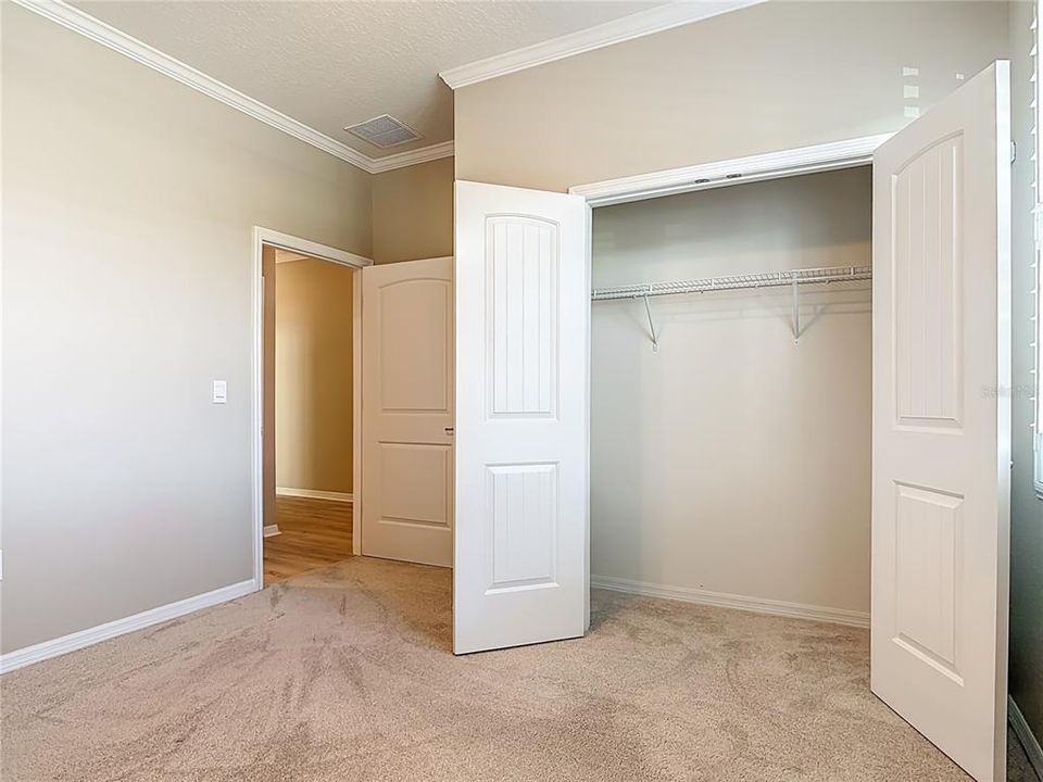 На продажу: $409,900 (3 спален, 2 ванн, 1825 Квадратных фут)