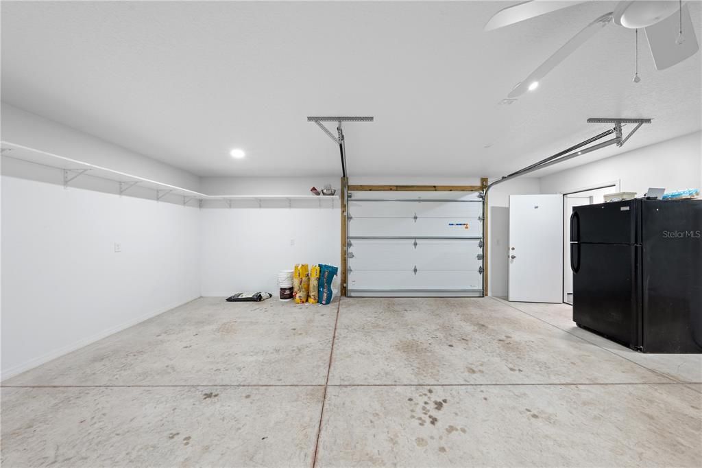 For Sale: $975,000 (6 beds, 6 baths, 3791 Square Feet)