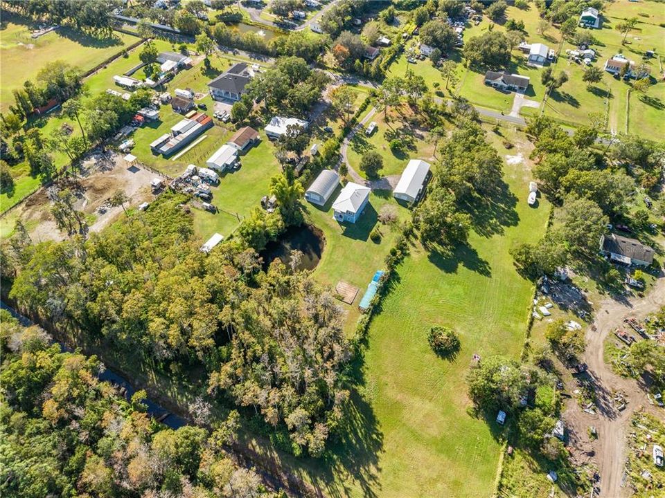 For Sale: $975,000 (6 beds, 6 baths, 3791 Square Feet)