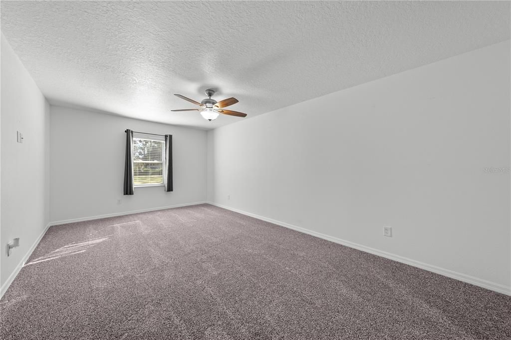 For Sale: $975,000 (6 beds, 6 baths, 3791 Square Feet)