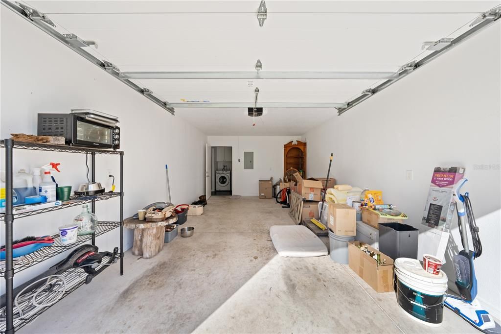 For Sale: $975,000 (6 beds, 6 baths, 3791 Square Feet)