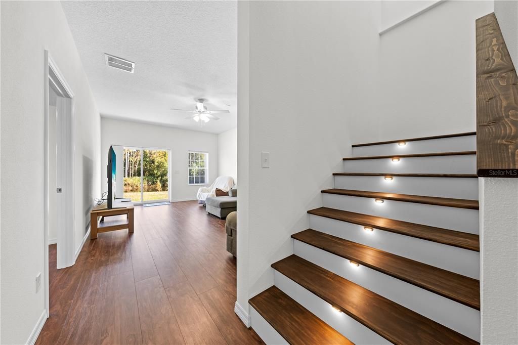 For Sale: $975,000 (6 beds, 6 baths, 3791 Square Feet)