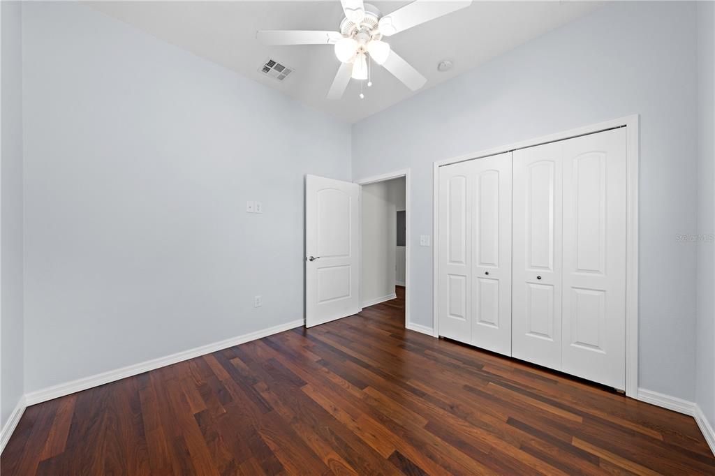 For Sale: $975,000 (6 beds, 6 baths, 3791 Square Feet)