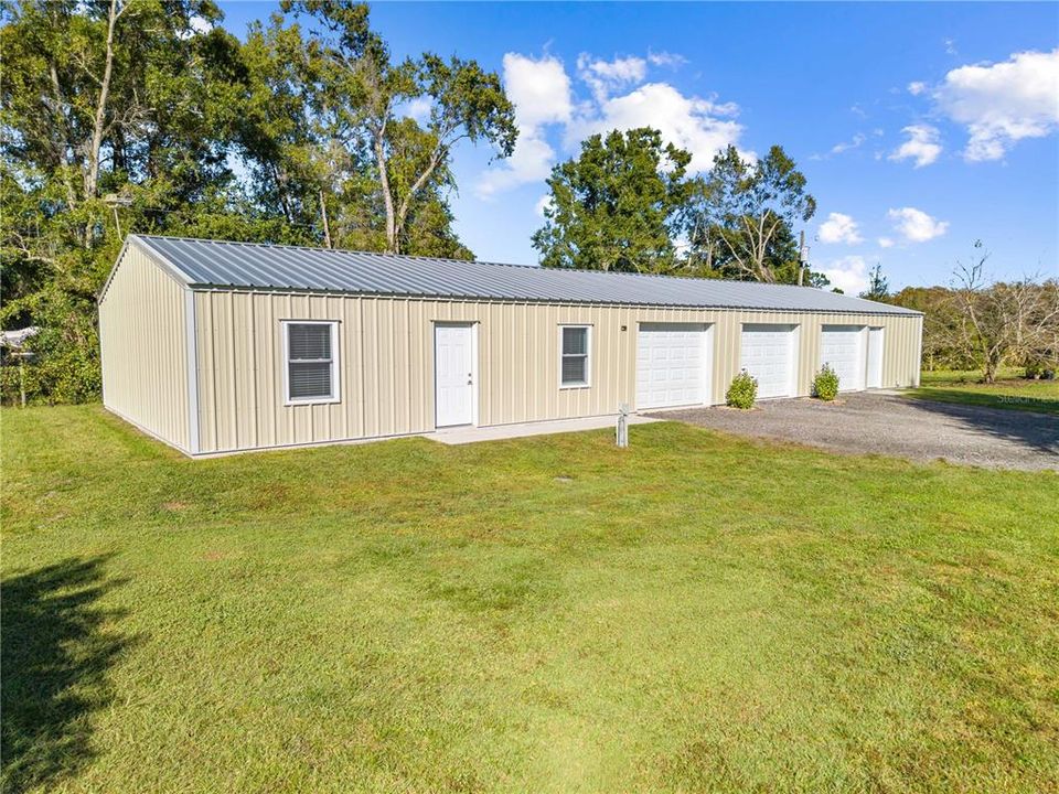 For Sale: $975,000 (6 beds, 6 baths, 3791 Square Feet)