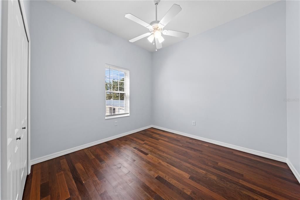 For Sale: $975,000 (6 beds, 6 baths, 3791 Square Feet)