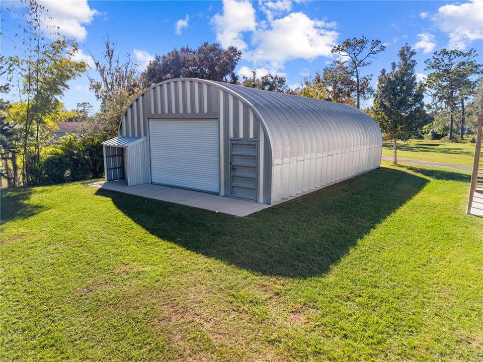 For Sale: $975,000 (6 beds, 6 baths, 3791 Square Feet)